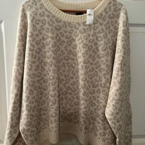 GAP Cream Leopard Print Crewneck Sweater NWT XXL